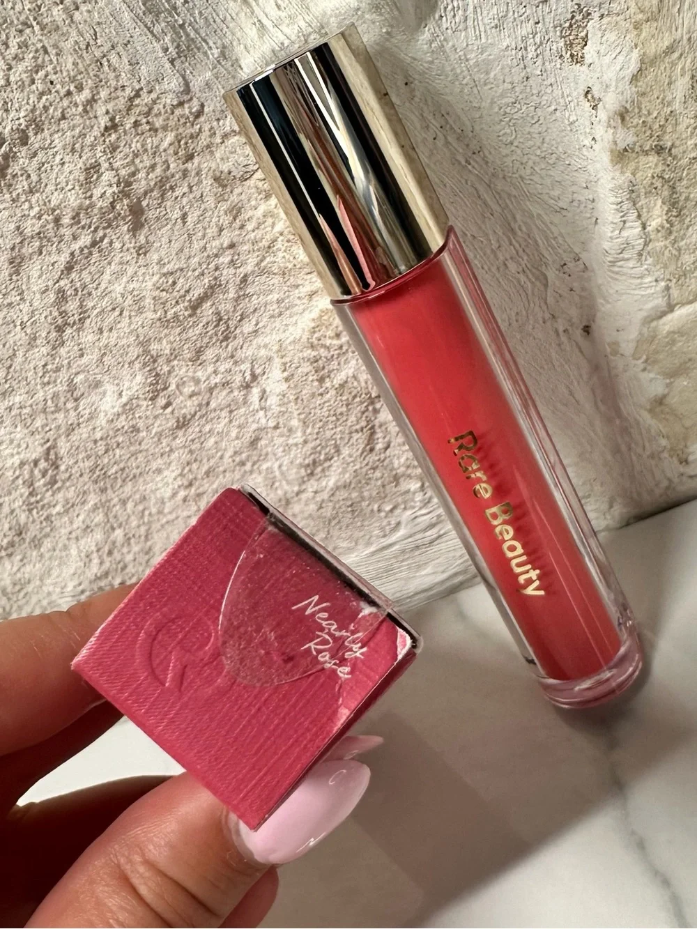 ⭐ NEW Rare Beauty Stay Vulnerable Glossy Lip Balm - Nearly Rose ⭐